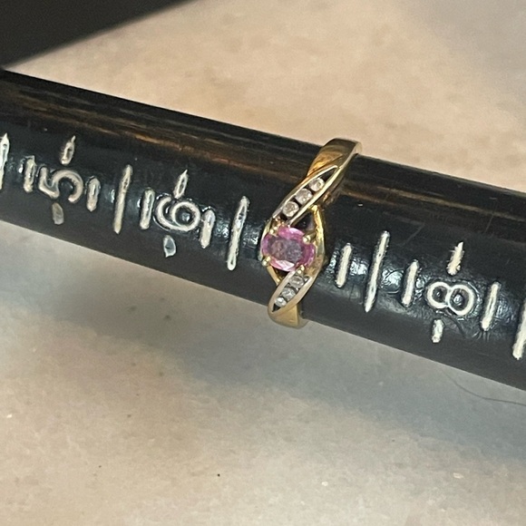 Stunning 14K Gold stamped 6 Diamond 💎 & Pink gemstone Ring Fine Jewelry - Picture 7 of 8
